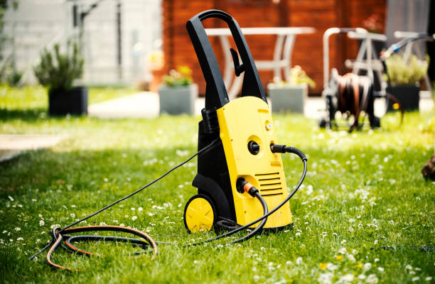 Best Animal Enclosure Cleaning  in Bingham Farms, MI